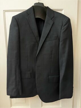 J Crew Men’s Ludlow Navy Blazer